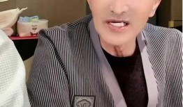 王亮爆料父亲的视频