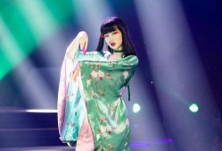 娱乐吃瓜姐蔡徐坤,从娱乐吃瓜姐到现象级偶像的蜕变之路