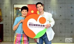 狗仔爆料新闻视频播放,热门新闻背后的幕后故事