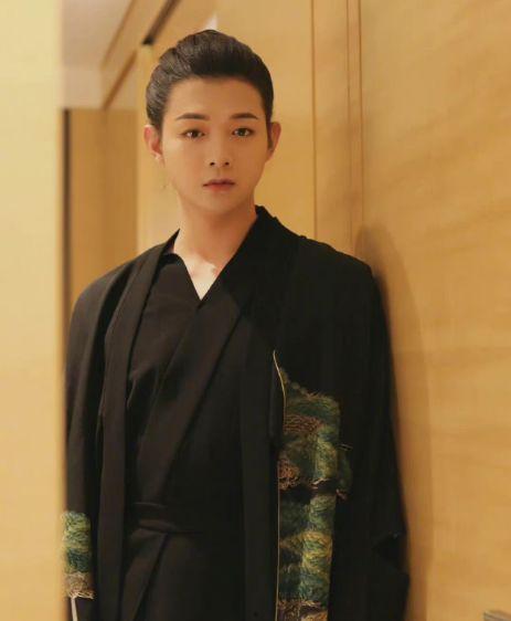 娱乐吃瓜男明星头发